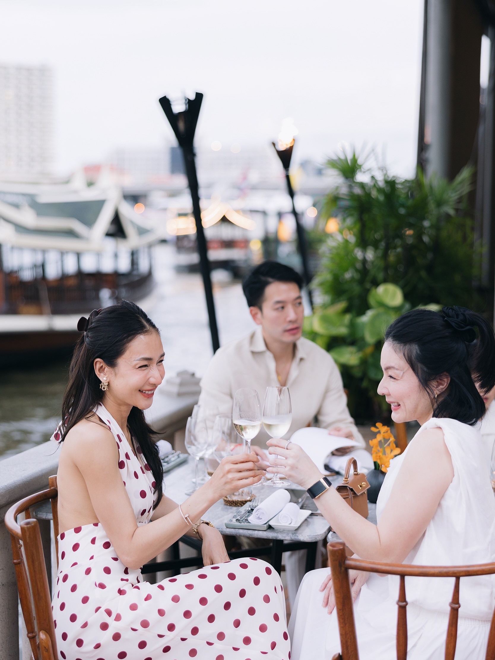 เนย - โชติกา วงศ์วิลาศ