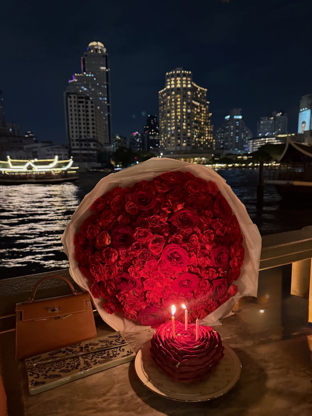 เนย - โชติกา วงศ์วิลาศ