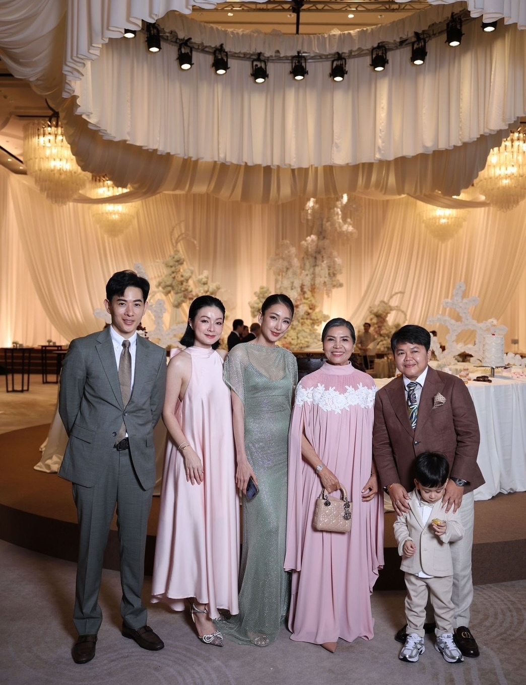 เนย - โชติกา วงศ์วิลาศ