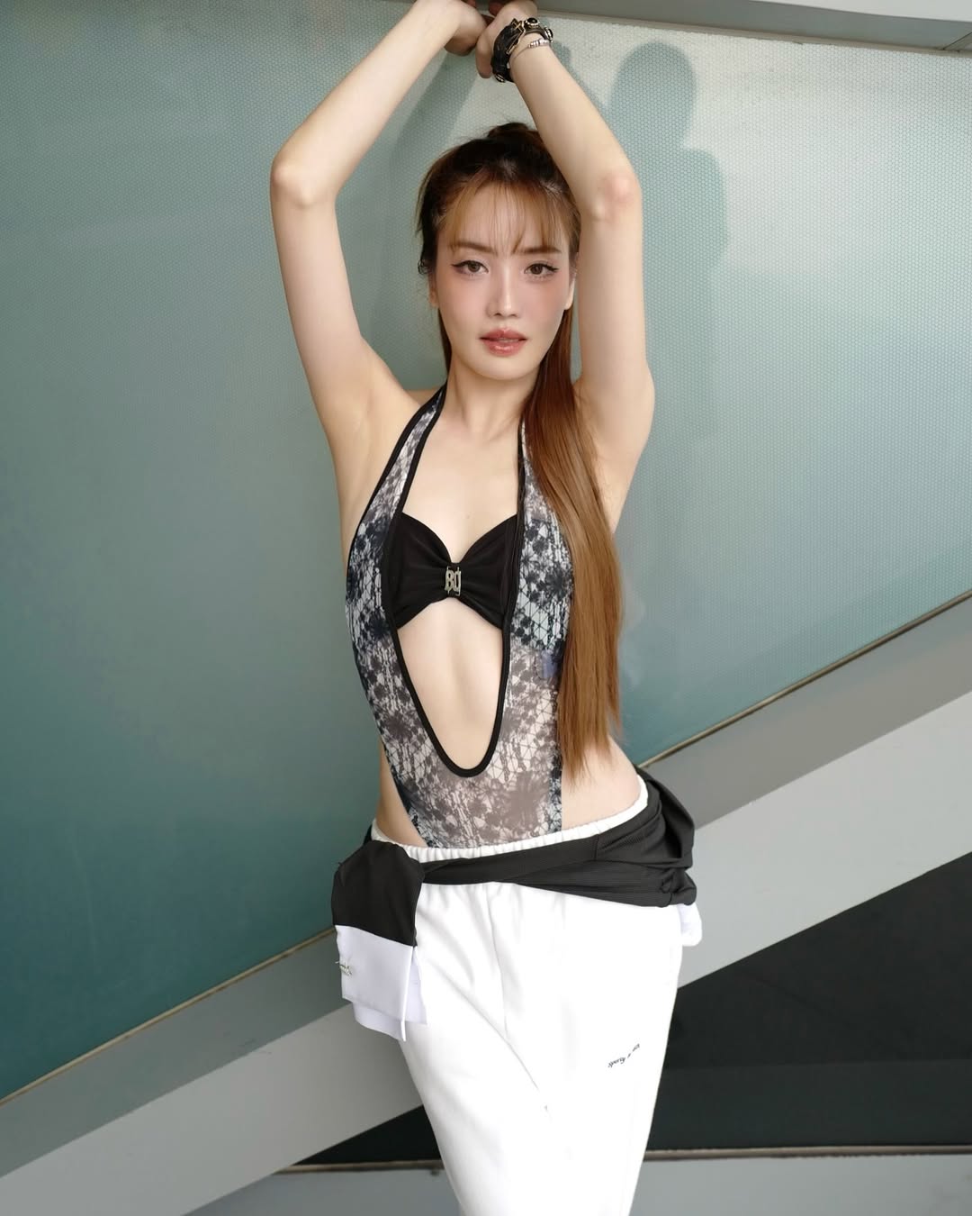 แกรนด์ - พรรณวรท ด้วยเศียรเกล้า