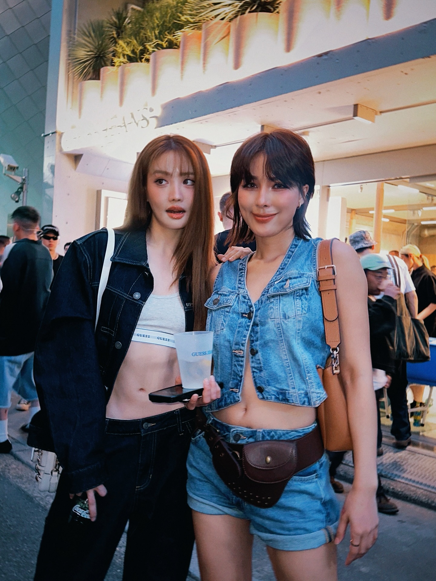 แกรนด์ - พรรณวรท ด้วยเศียรเกล้า
