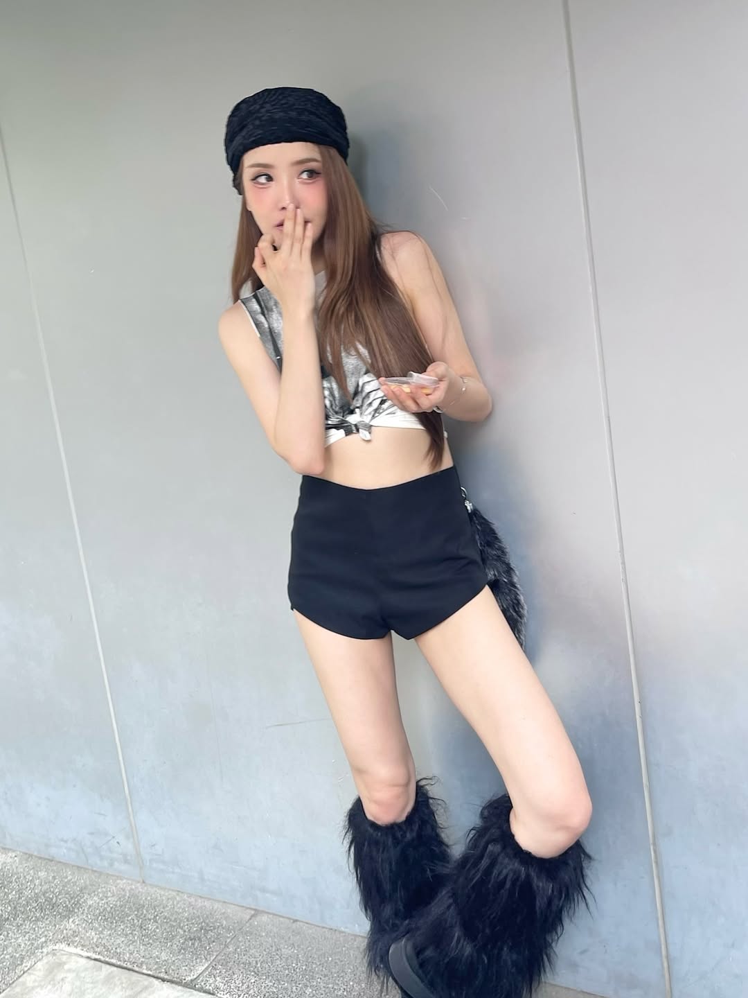 แกรนด์ - พรรณวรท ด้วยเศียรเกล้า