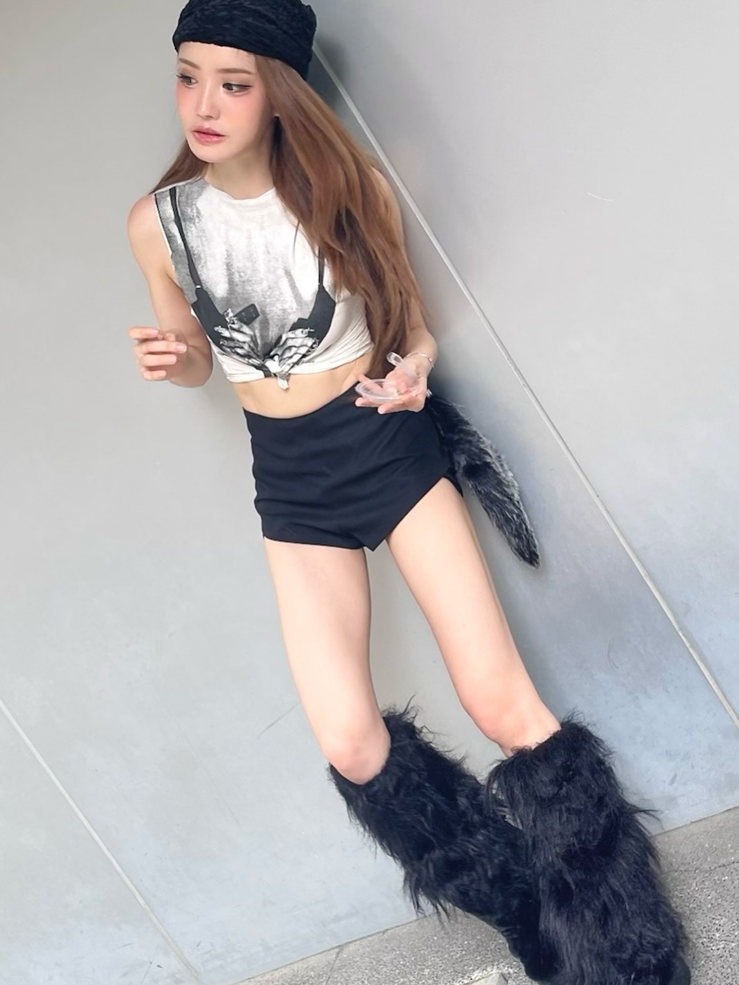 แกรนด์ - พรรณวรท ด้วยเศียรเกล้า