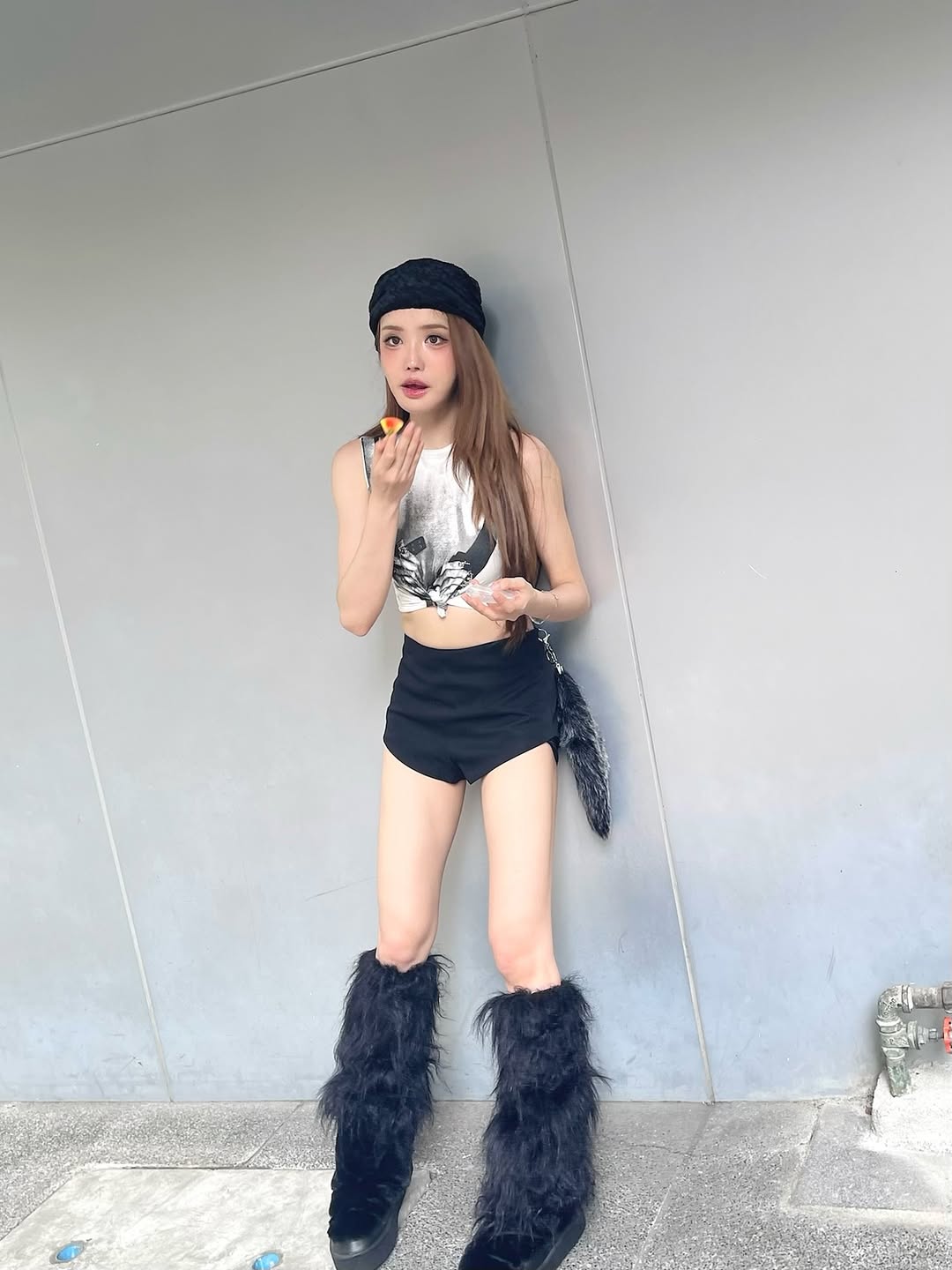 แกรนด์ - พรรณวรท ด้วยเศียรเกล้า