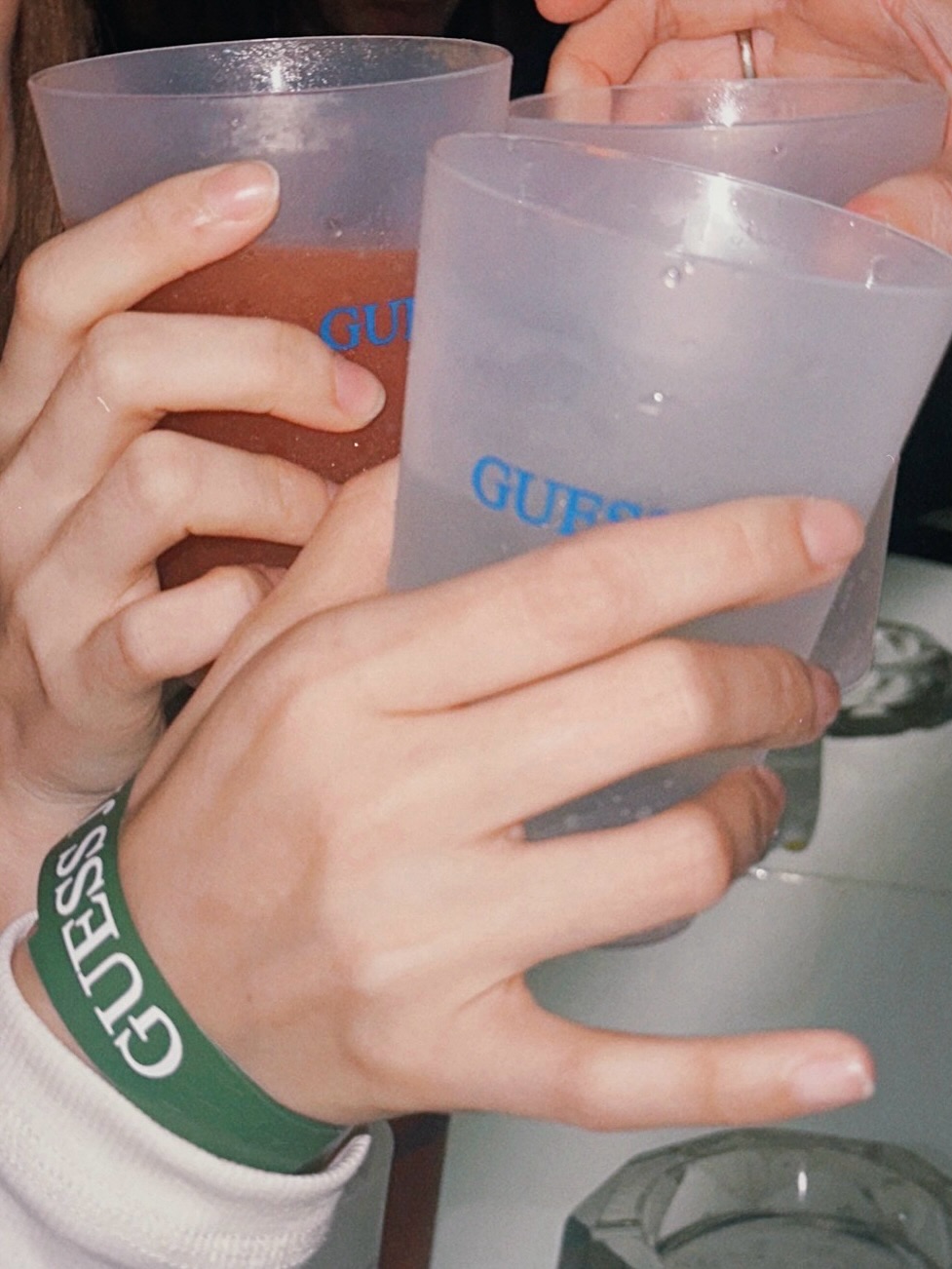 แกรนด์ - พรรณวรท ด้วยเศียรเกล้า