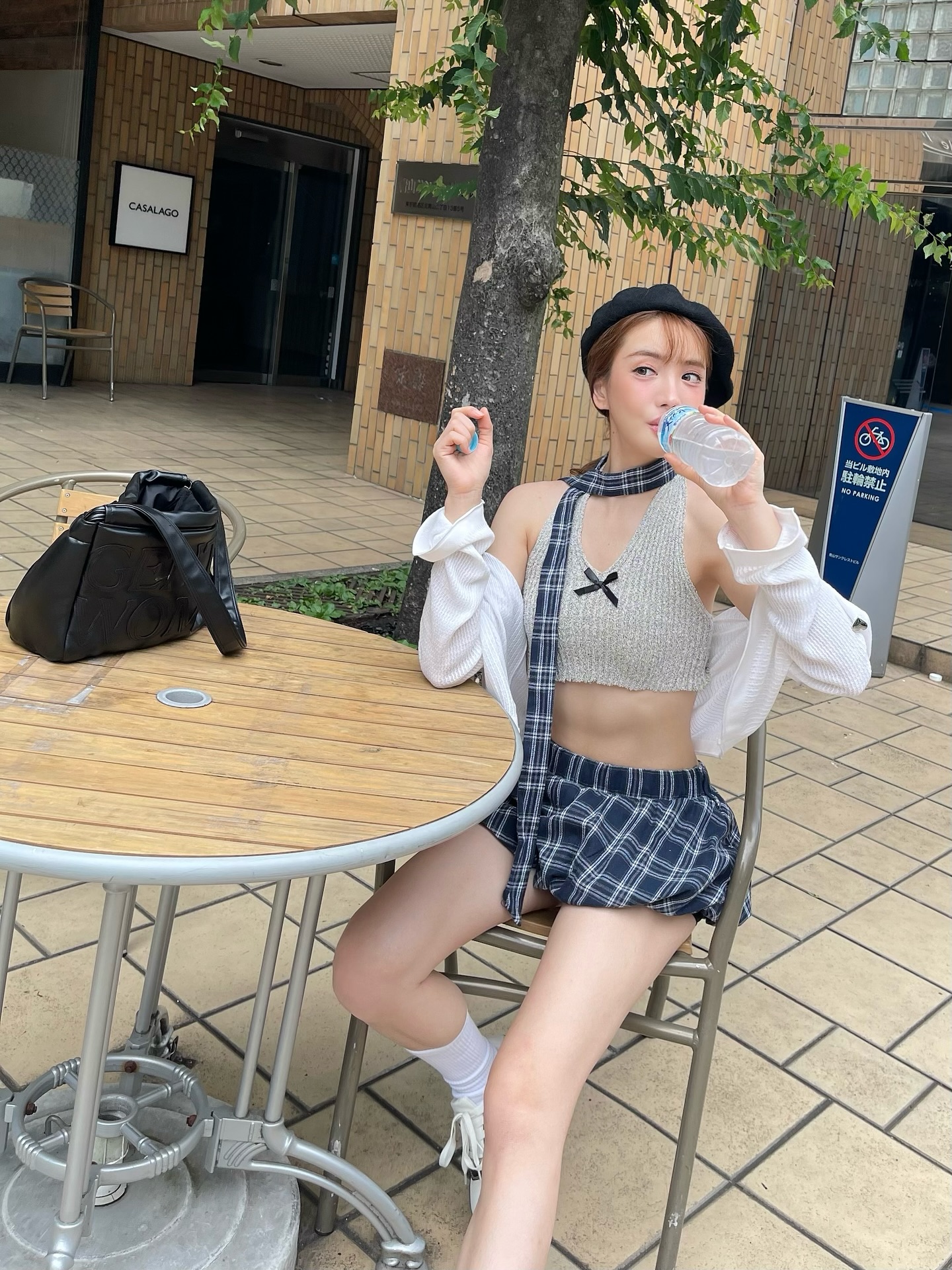 แกรนด์ - พรรณวรท ด้วยเศียรเกล้า