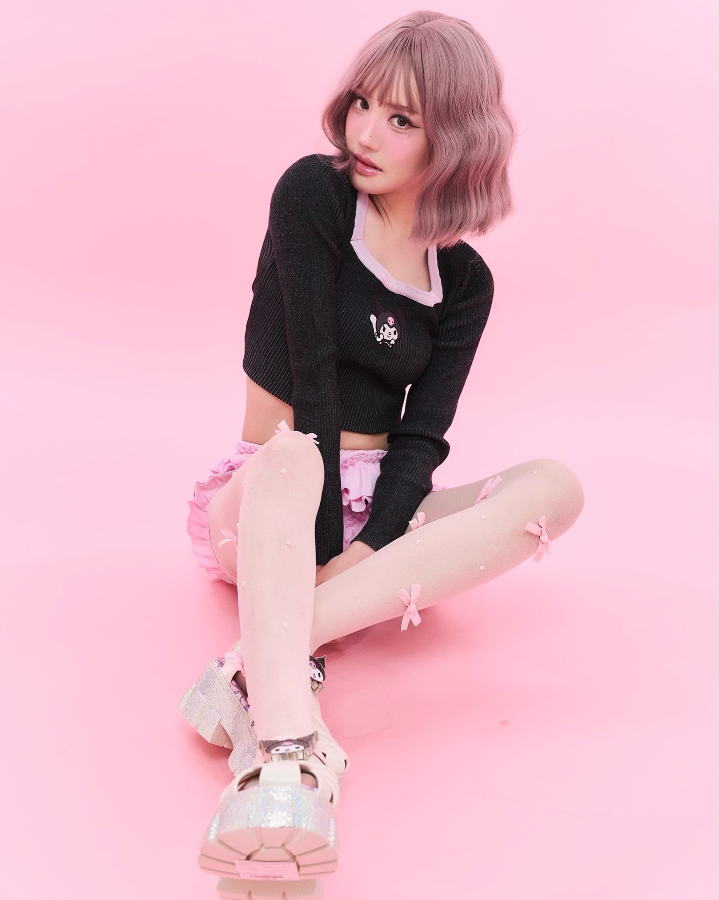 แกรนด์ - พรรณวรท ด้วยเศียรเกล้า