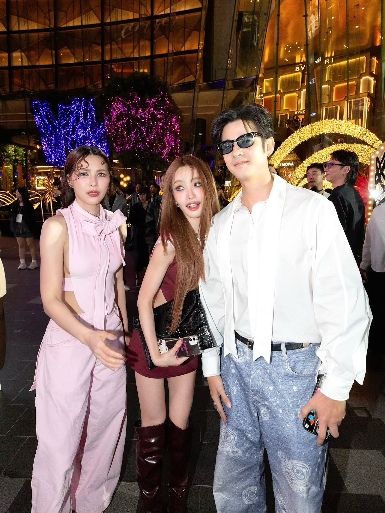 แกรนด์ - พรรณวรท ด้วยเศียรเกล้า