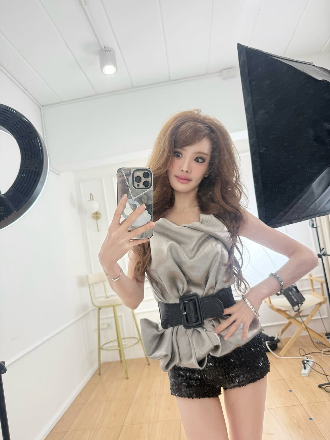 แกรนด์ - พรรณวรท ด้วยเศียรเกล้า