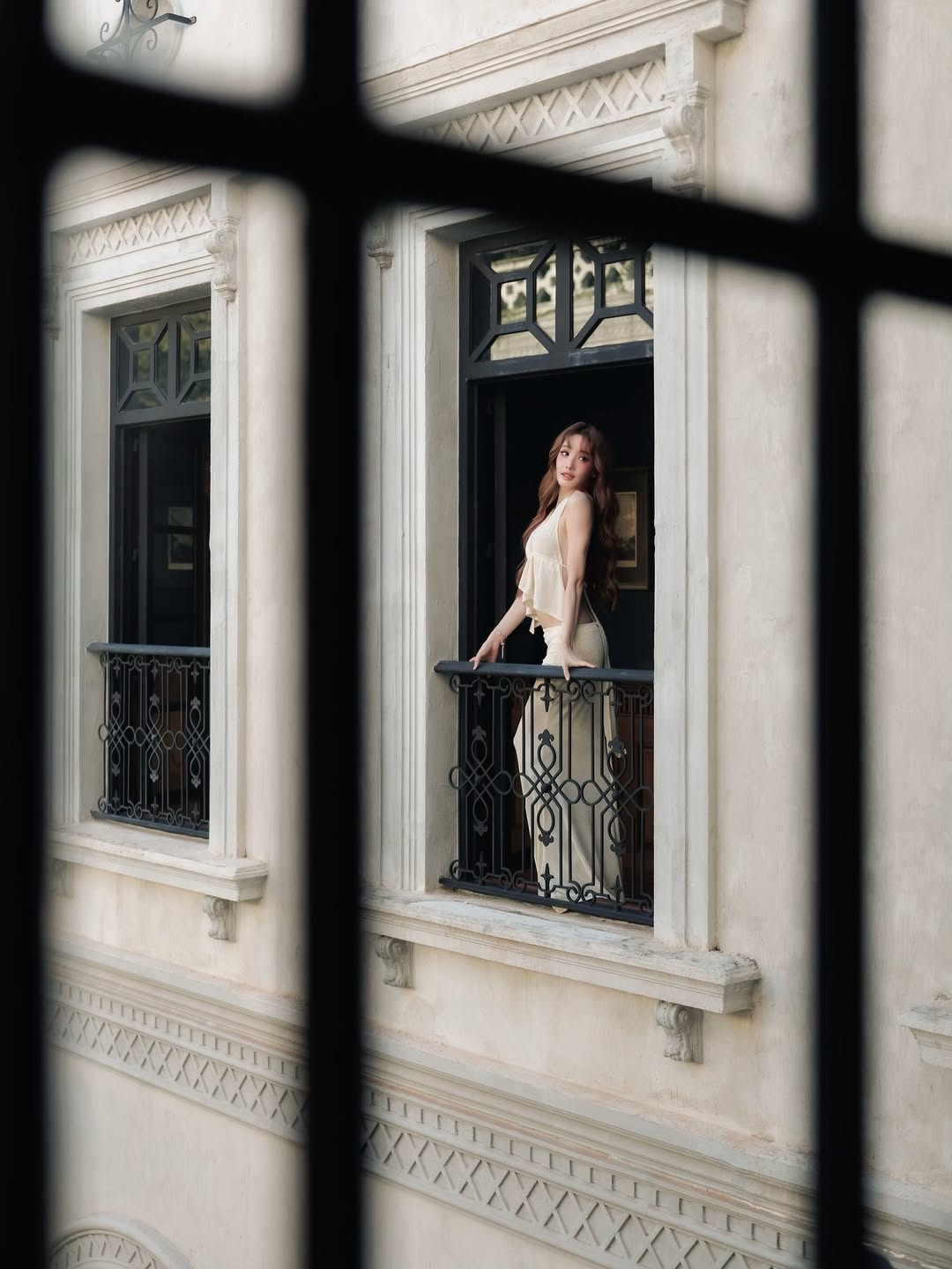 แกรนด์ - พรรณวรท ด้วยเศียรเกล้า