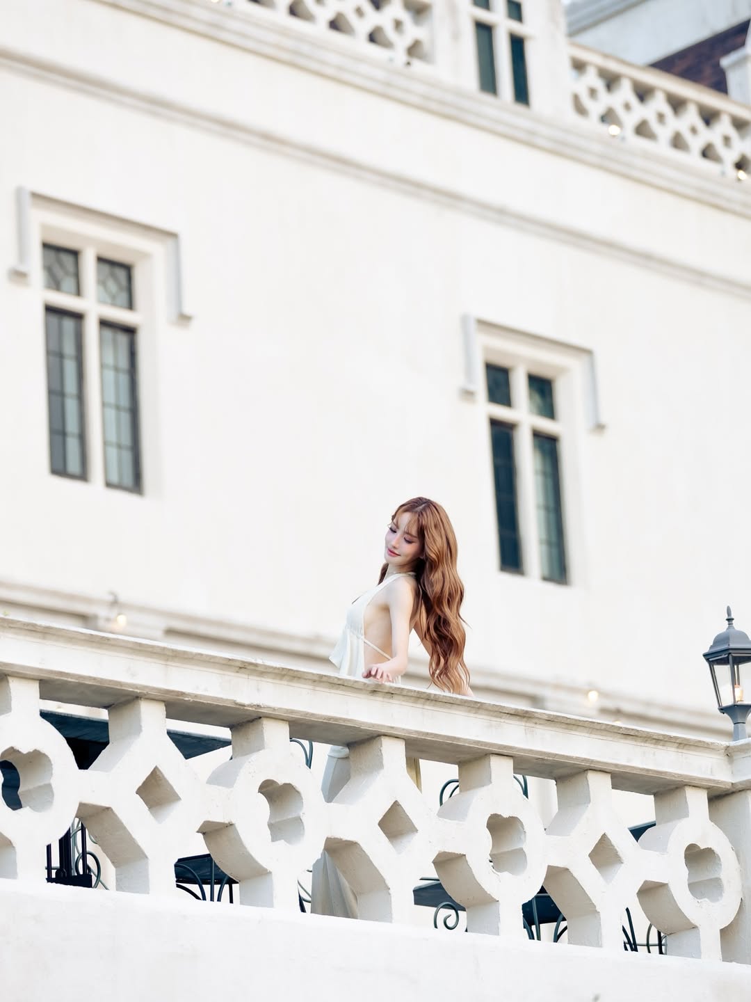 แกรนด์ - พรรณวรท ด้วยเศียรเกล้า