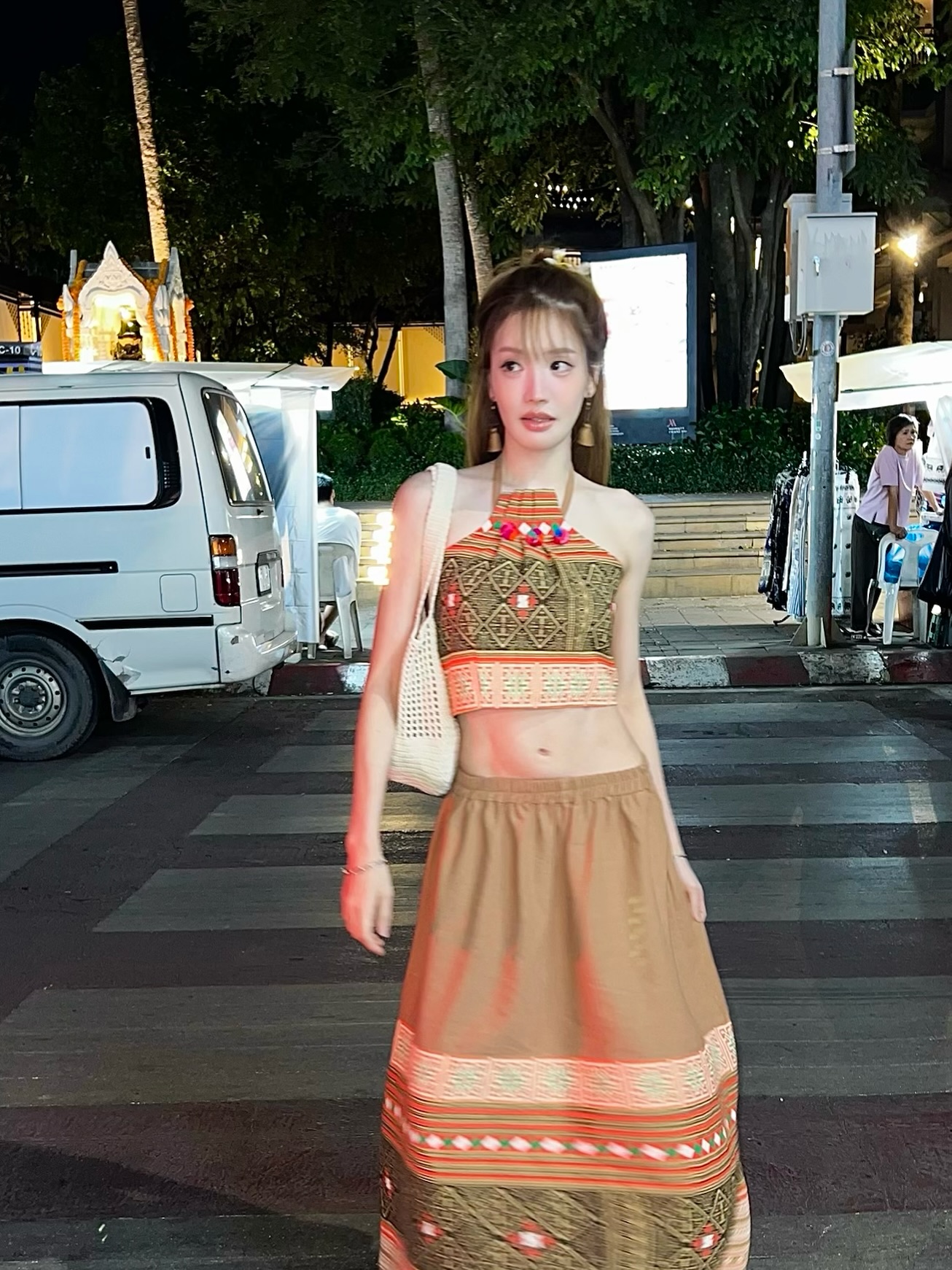 แกรนด์ - พรรณวรท ด้วยเศียรเกล้า