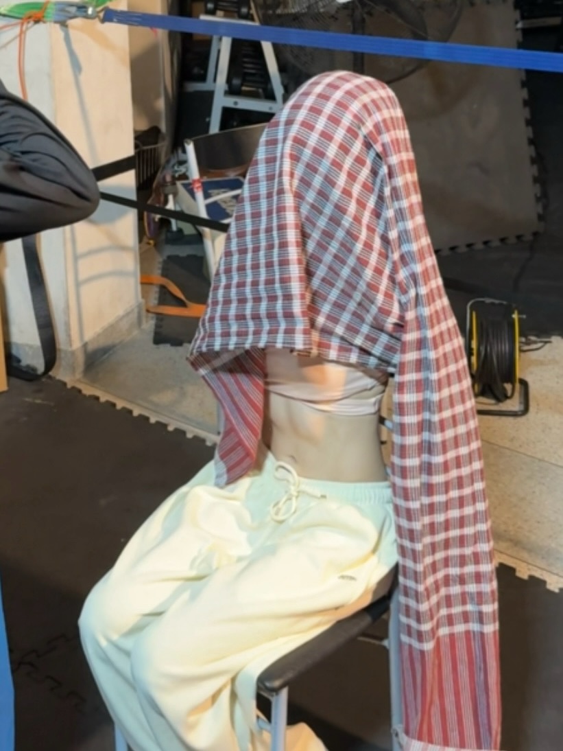 แกรนด์ - พรรณวรท ด้วยเศียรเกล้า