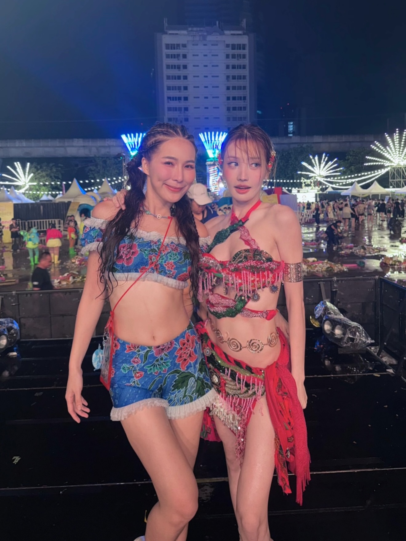 แกรนด์ - พรรณวรท ด้วยเศียรเกล้า