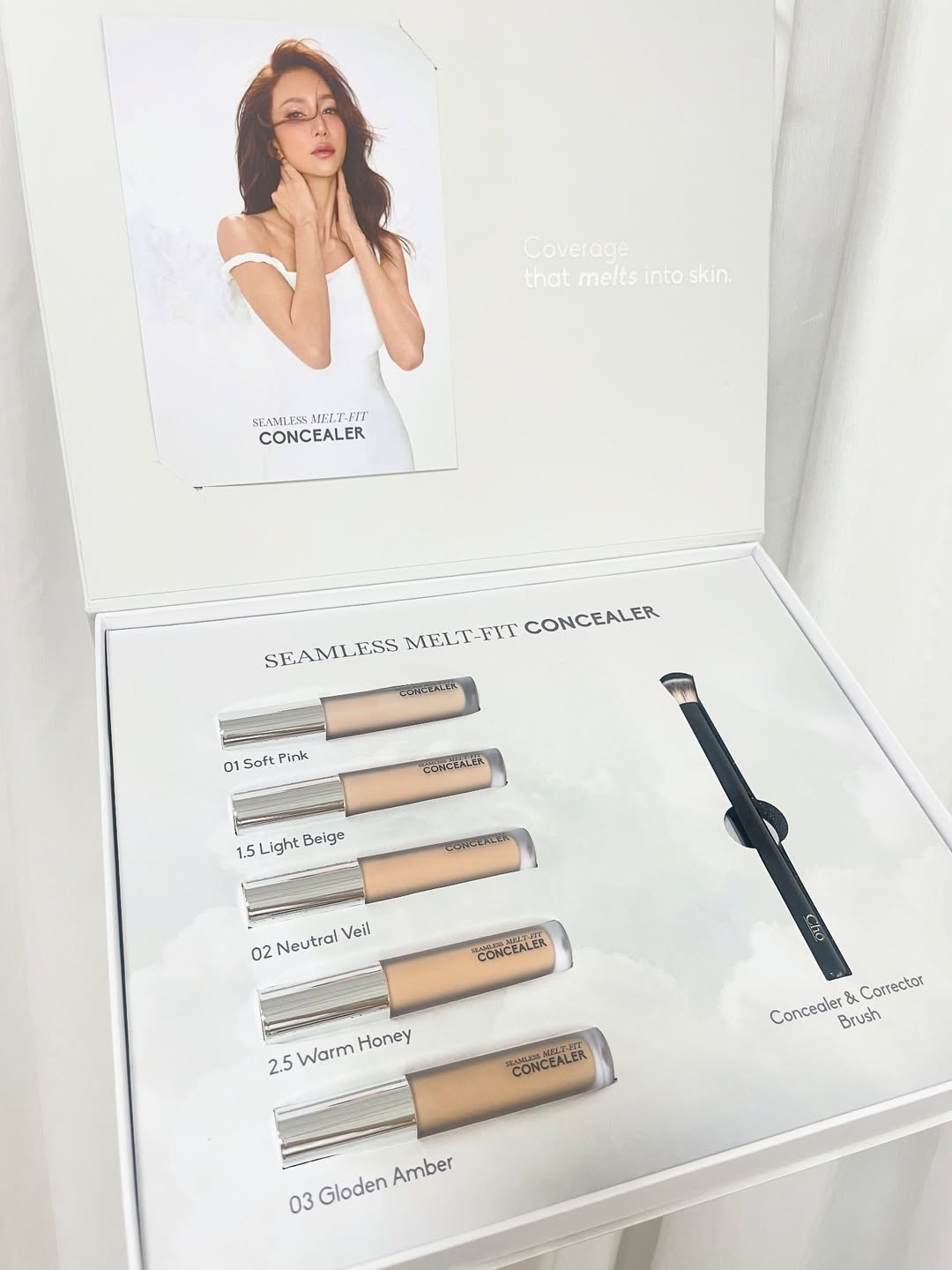 แกรนด์ - พรรณวรท ด้วยเศียรเกล้า