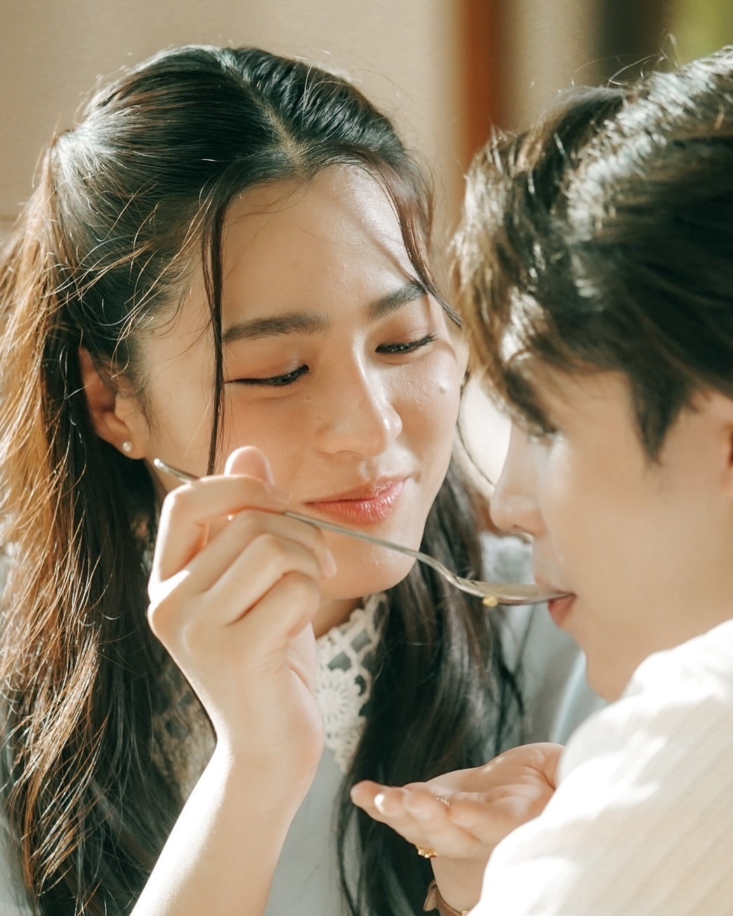 แอน ทองประสม