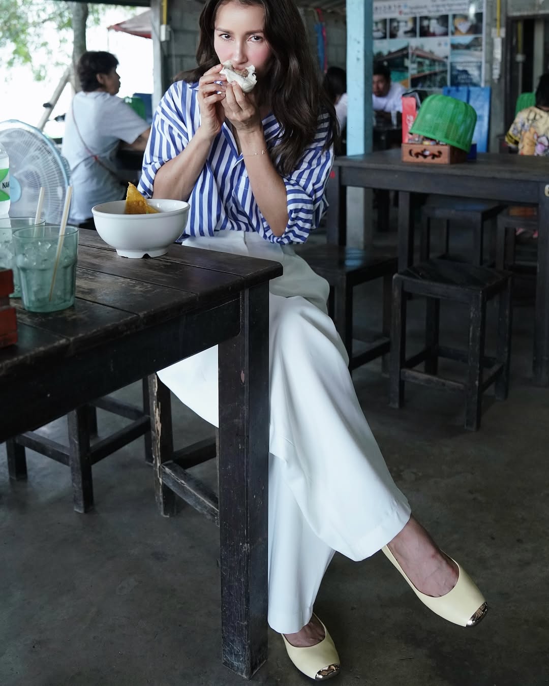 แอน ทองประสม