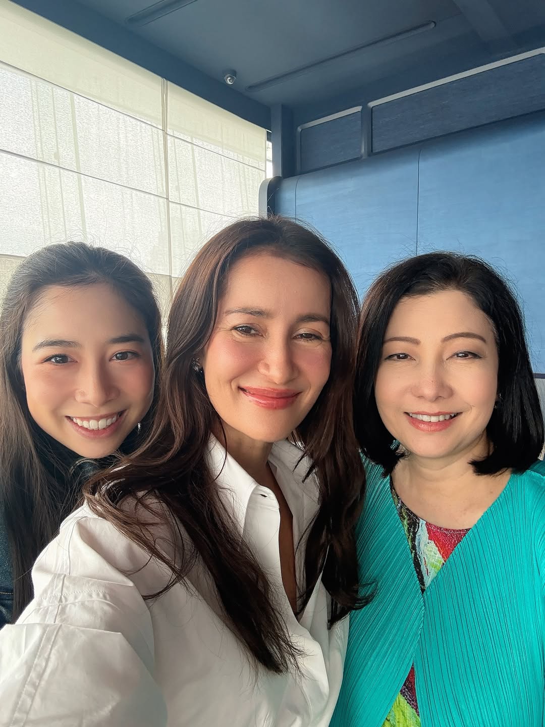 แอน ทองประสม