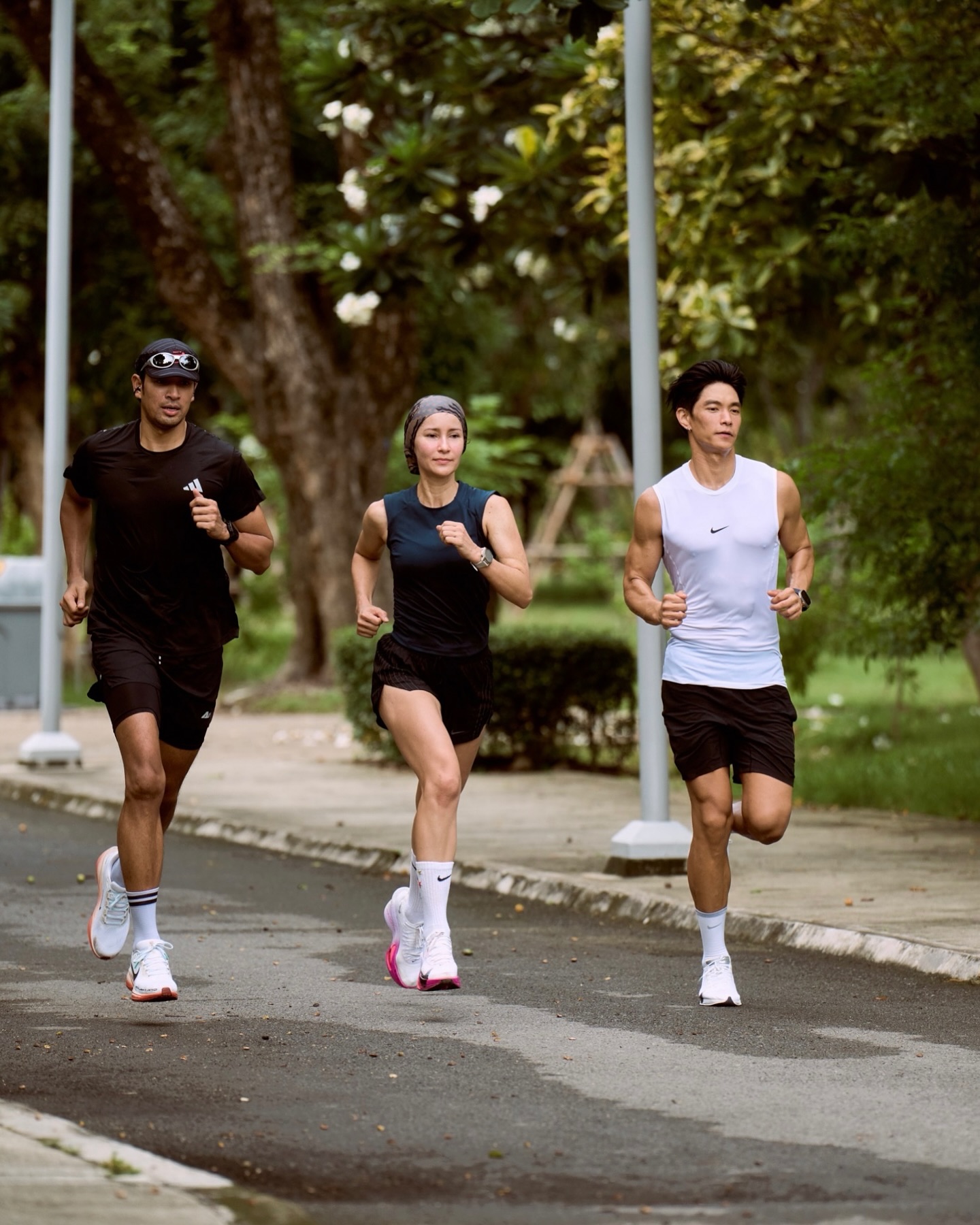 แอน ทองประสม