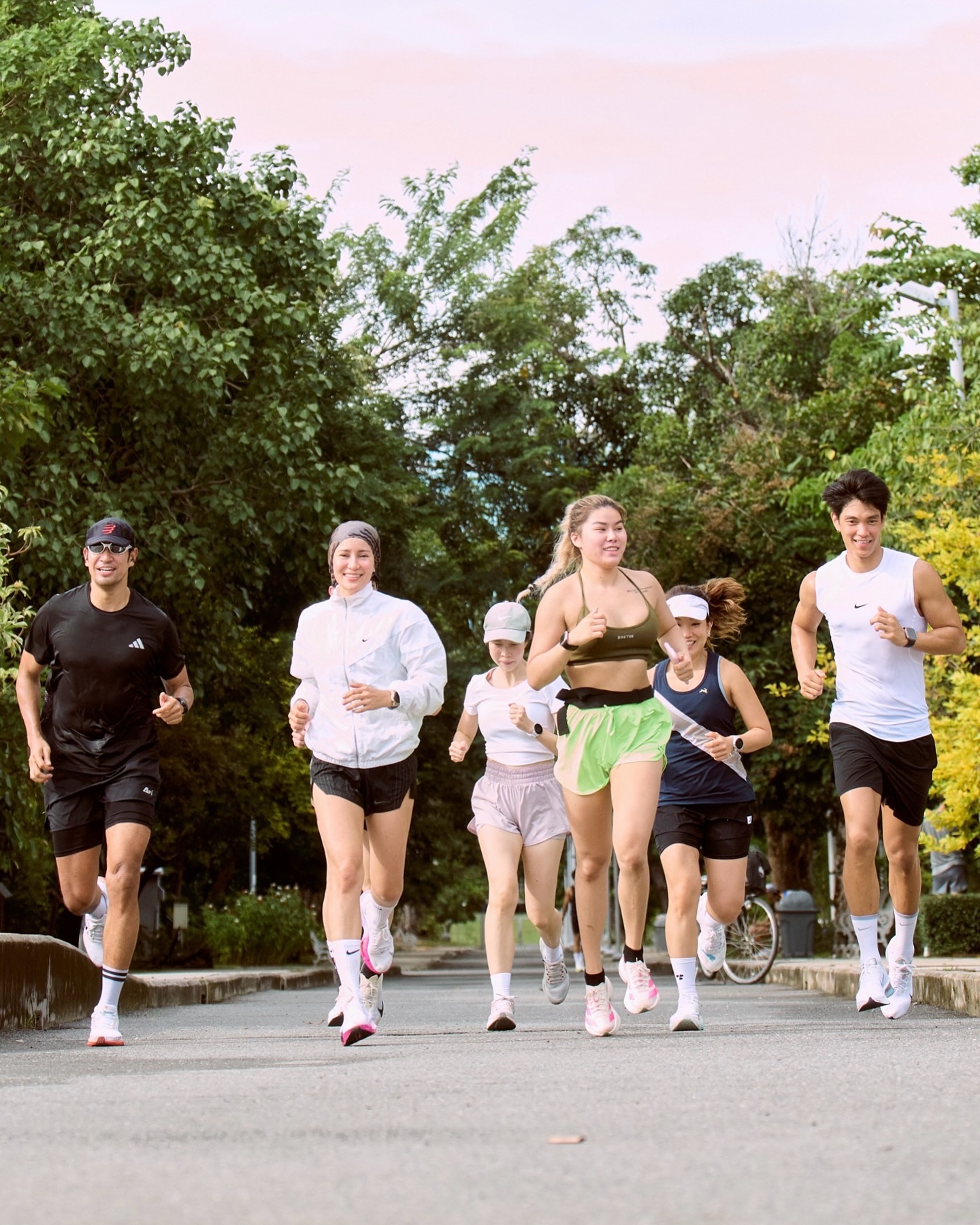 แอน ทองประสม