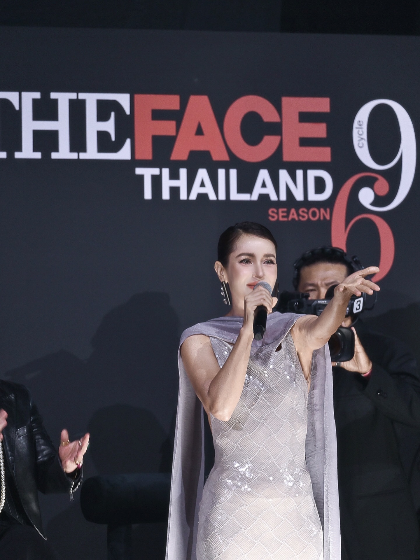 แอน ทองประสม