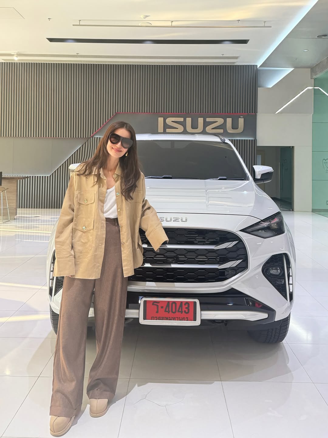 แอน ทองประสม