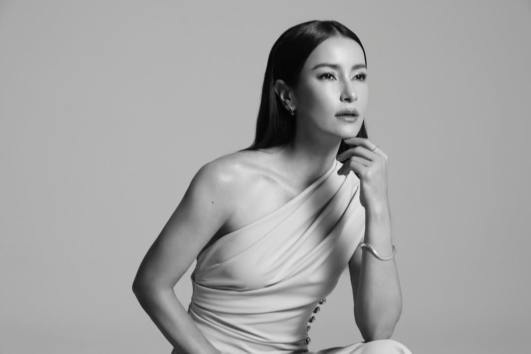 แอน ทองประสม