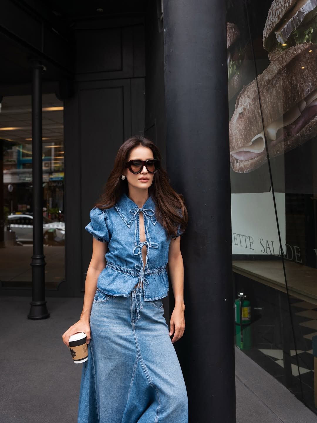 แอน ทองประสม