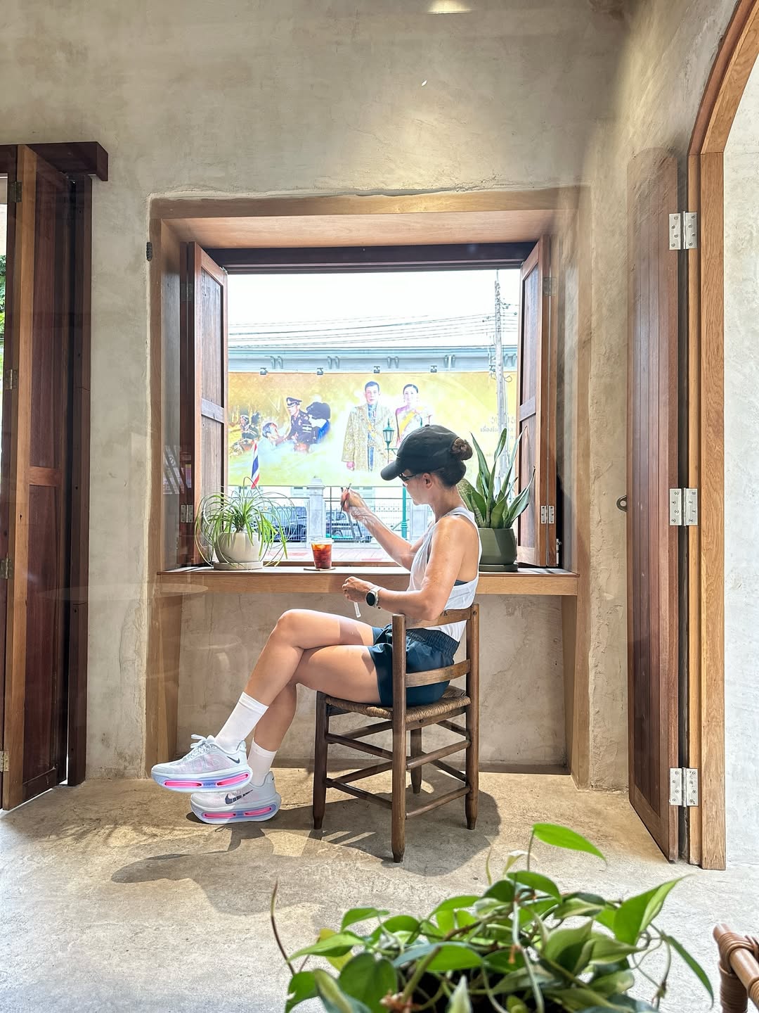 แอน ทองประสม