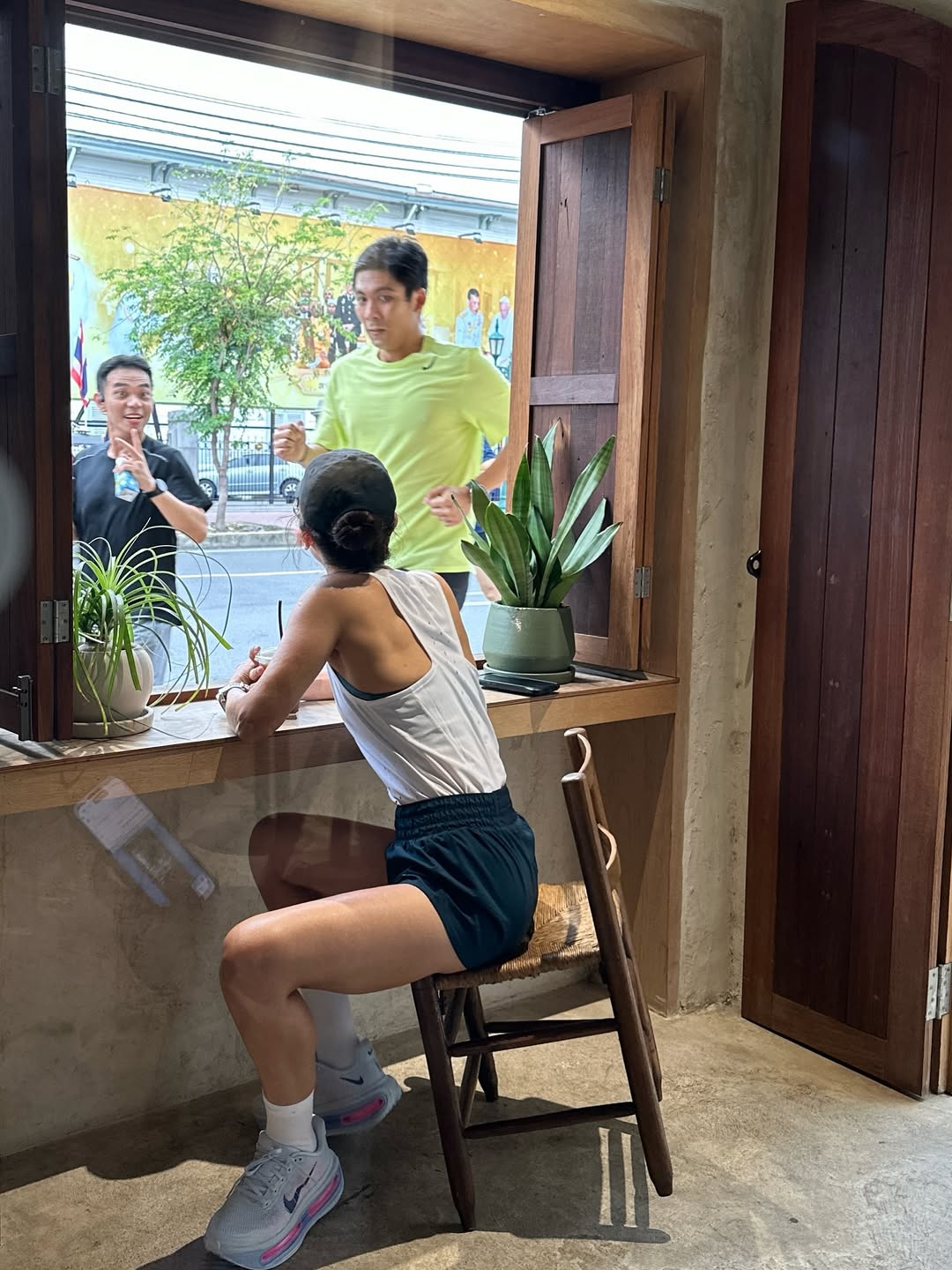 แอน ทองประสม