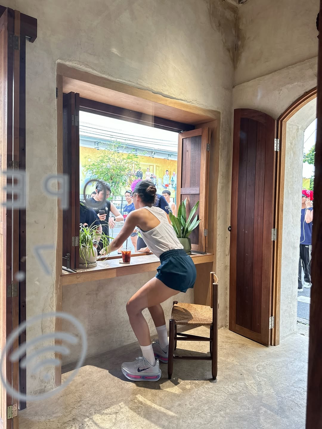 แอน ทองประสม