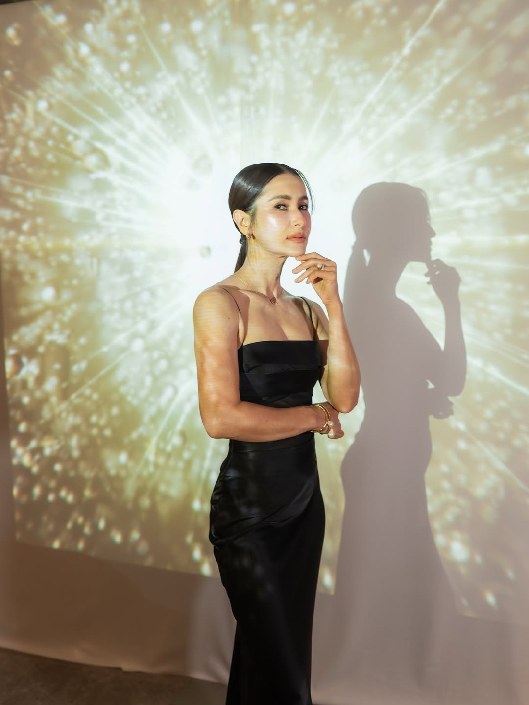 แอน ทองประสม