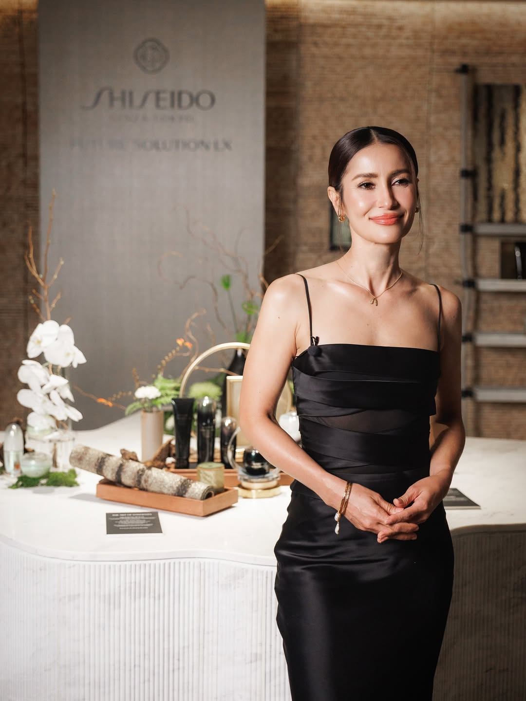 แอน ทองประสม