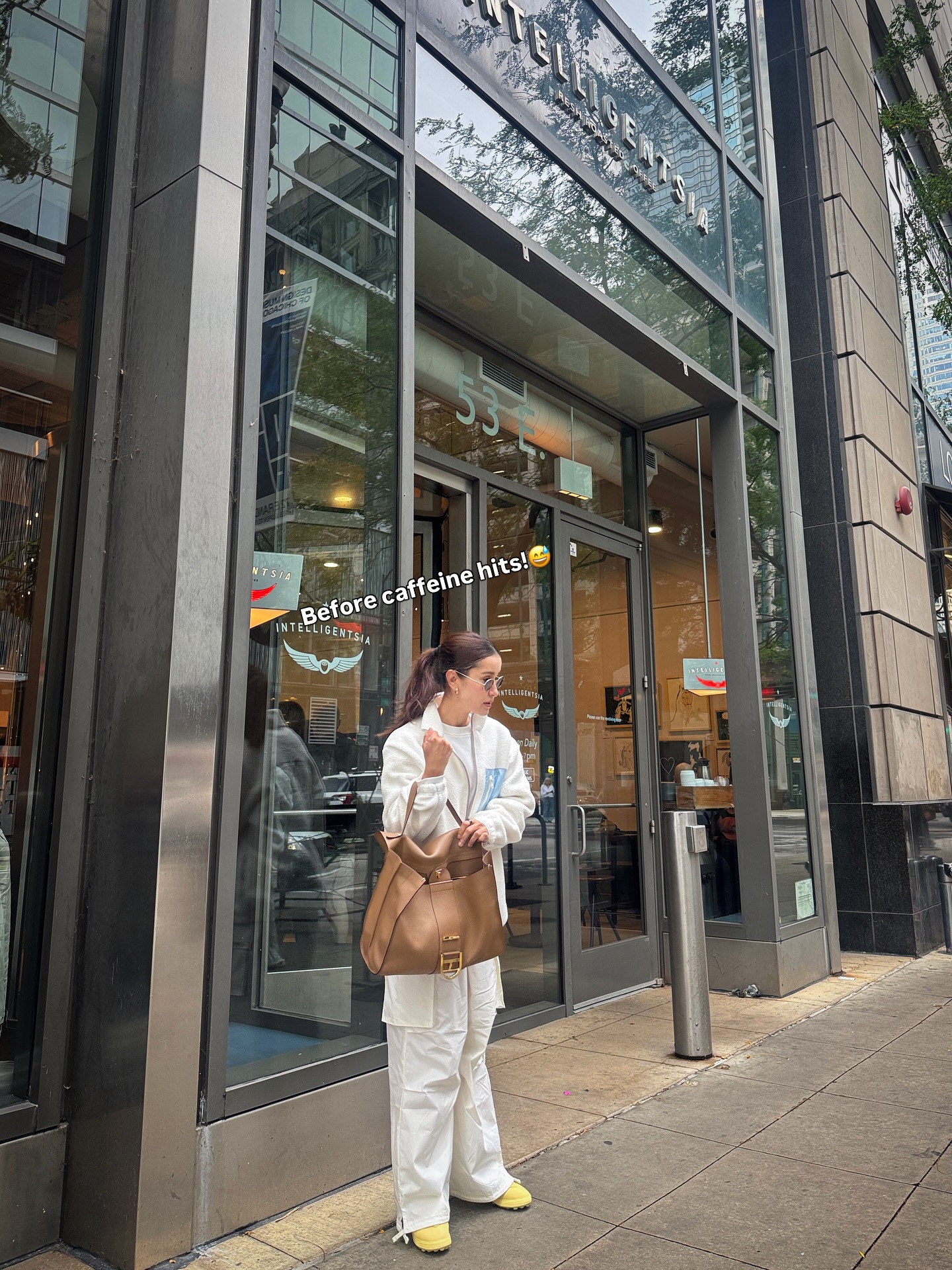 แอน ทองประสม