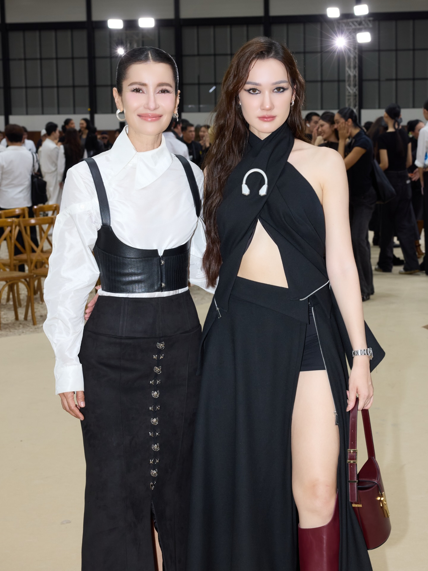 แอน ทองประสม