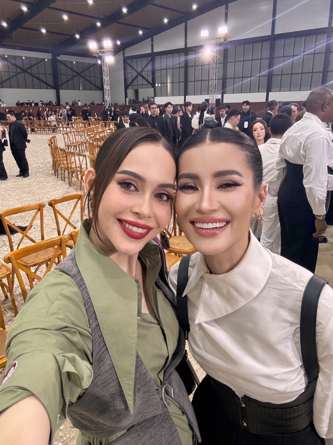 แอน ทองประสม