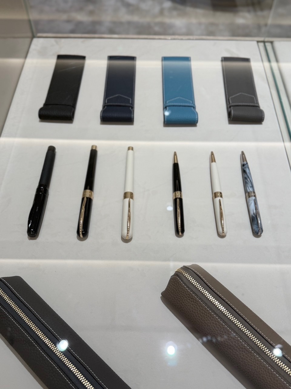 แอน ทองประสม