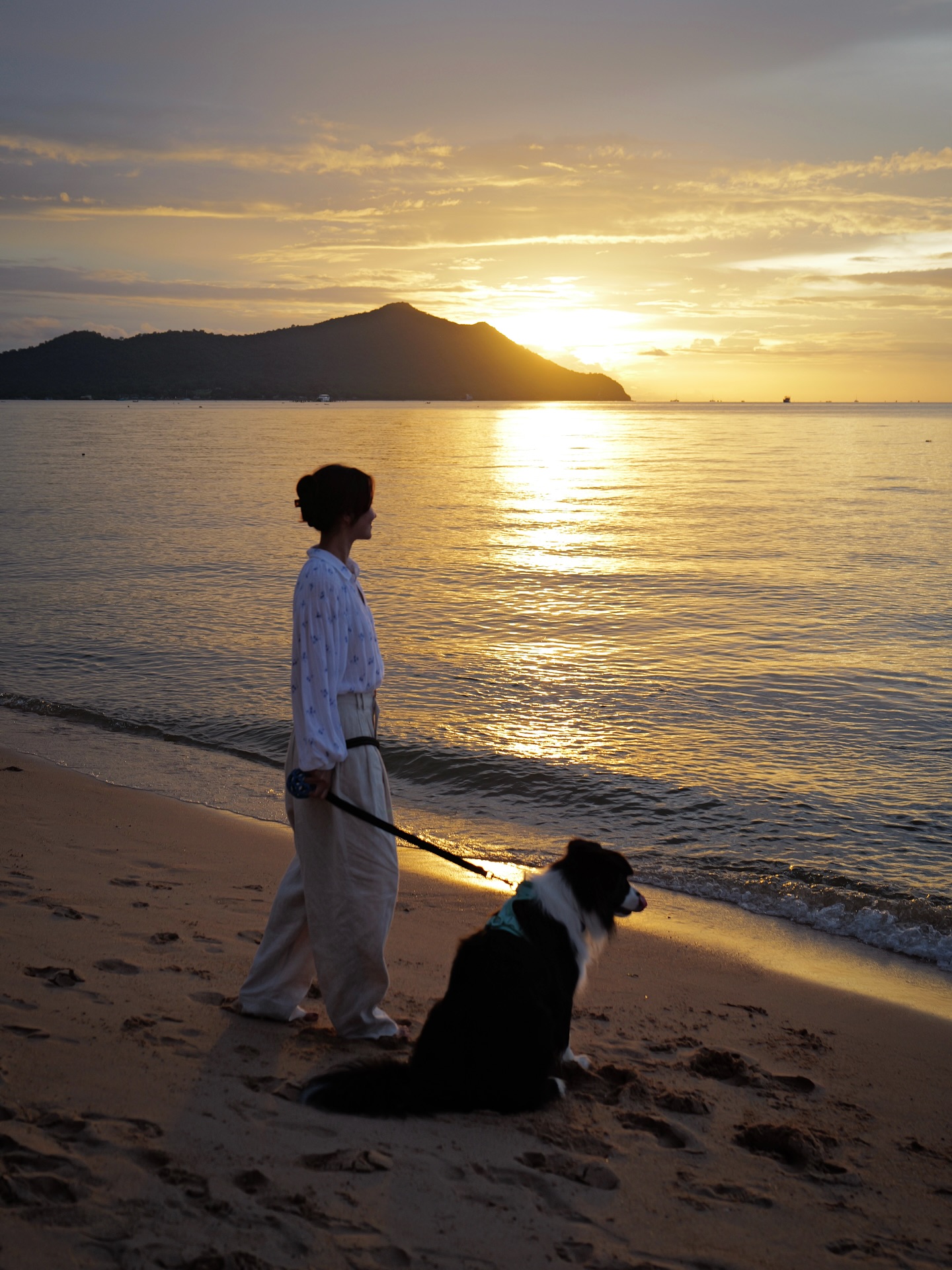 แอน ทองประสม