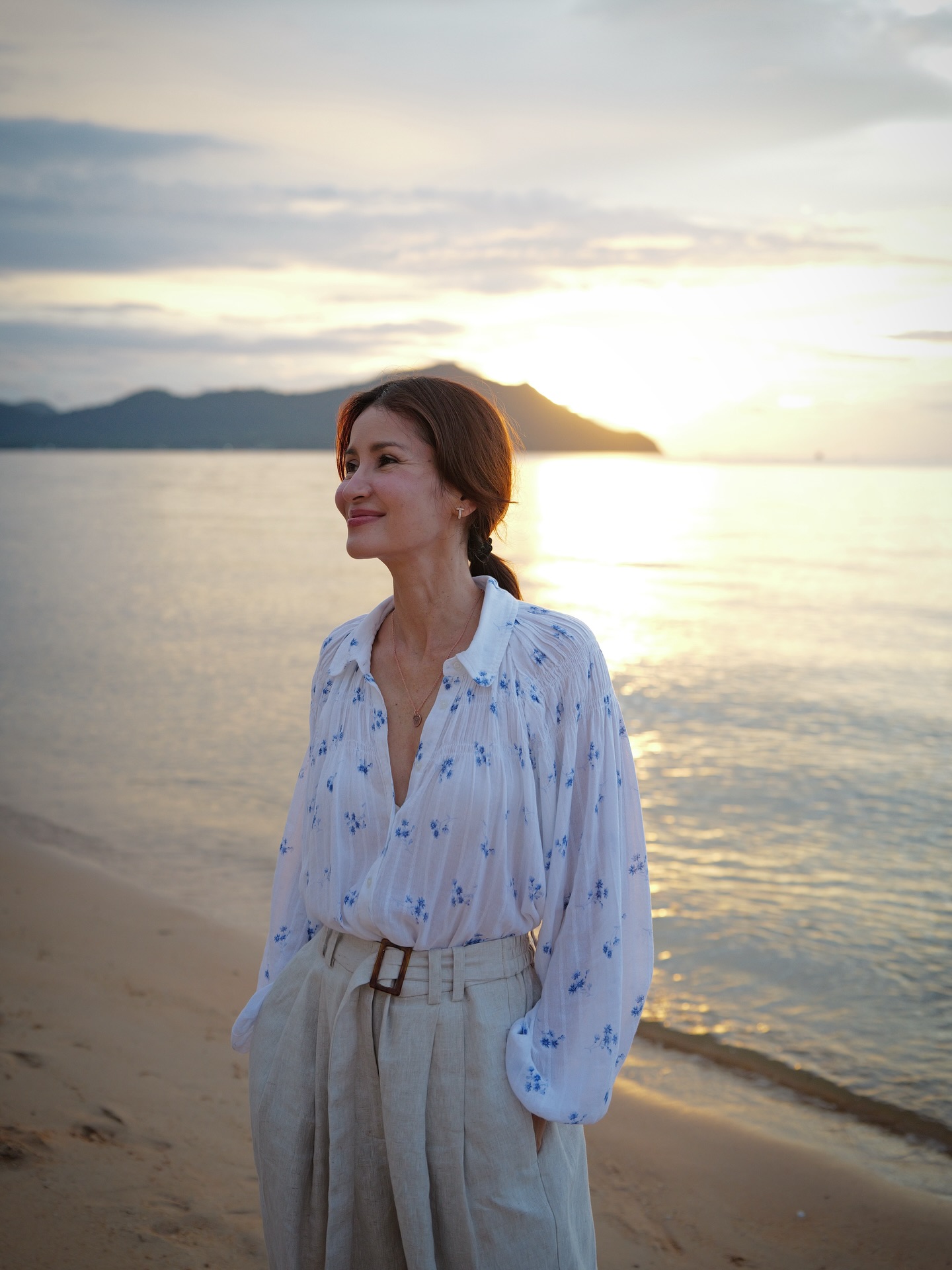 แอน ทองประสม