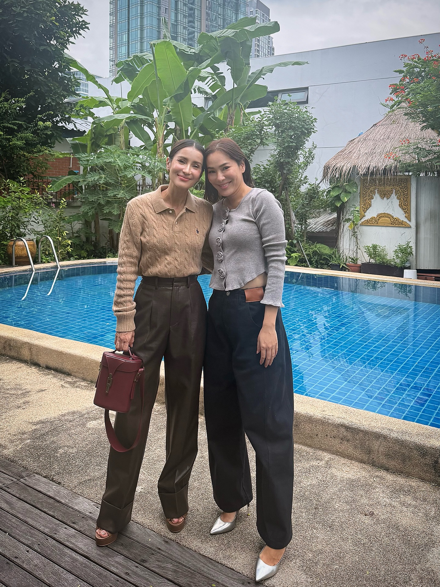 แอน ทองประสม