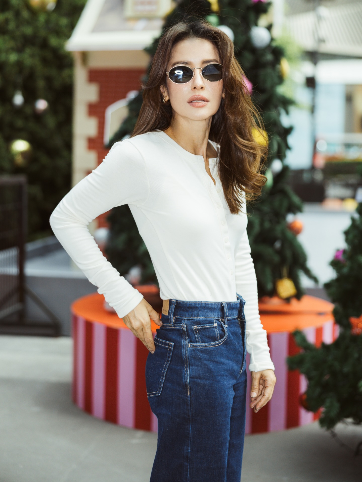 แอน ทองประสม