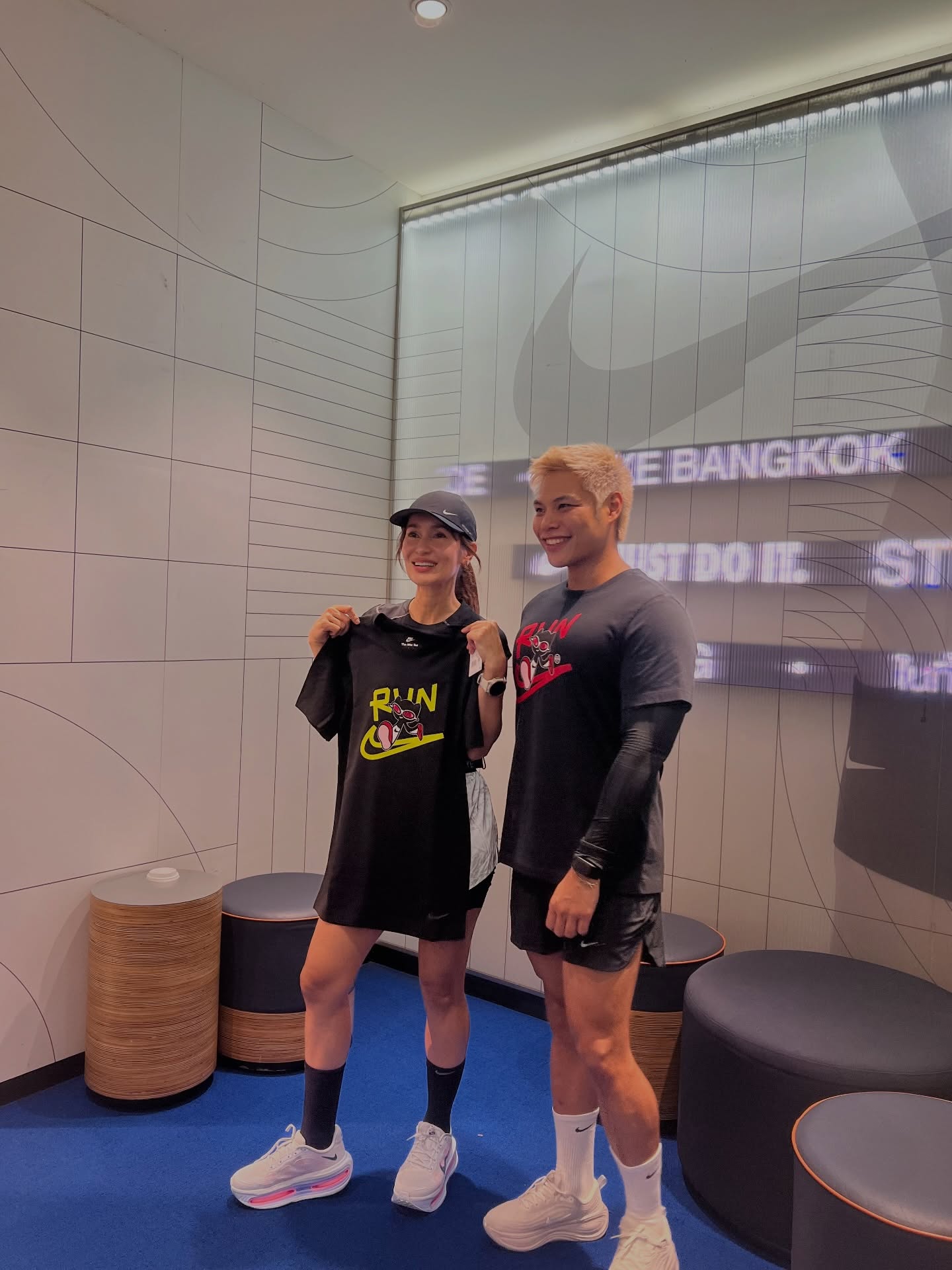 แอน ทองประสม