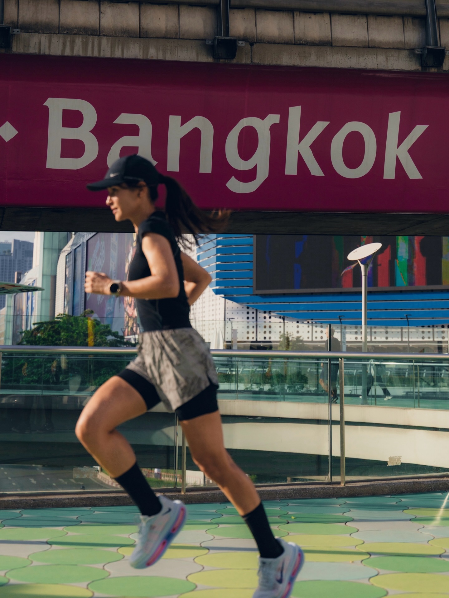 แอน ทองประสม