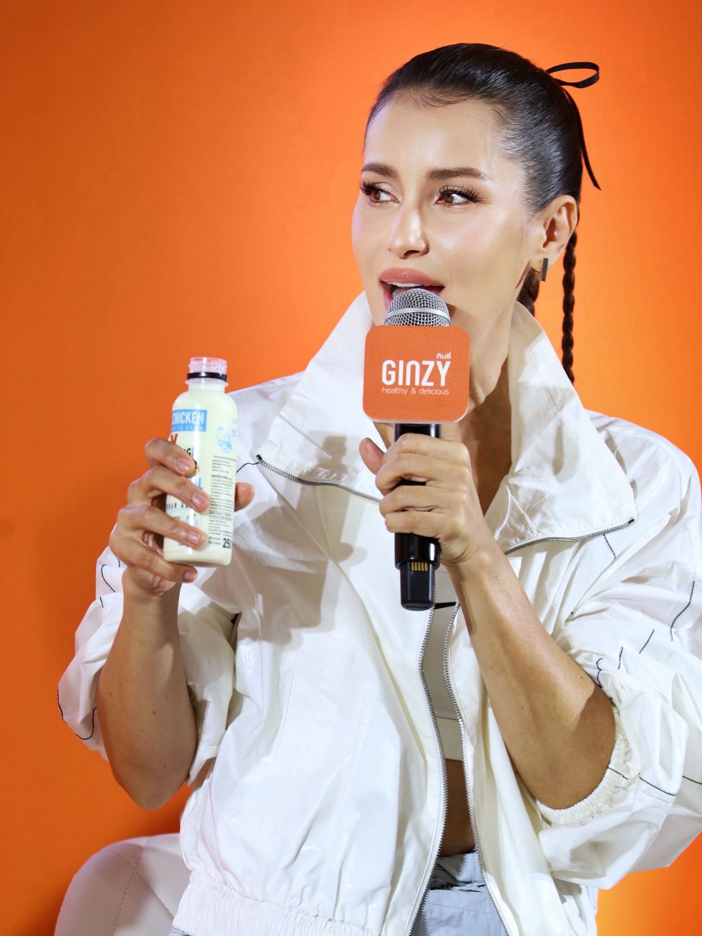 แอน ทองประสม