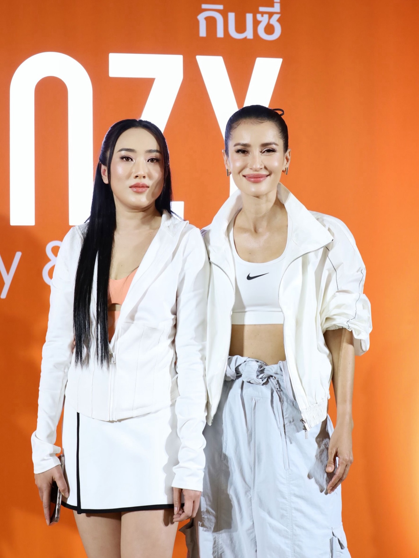 แอน ทองประสม