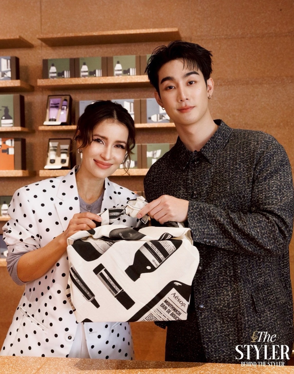 แอน ทองประสม