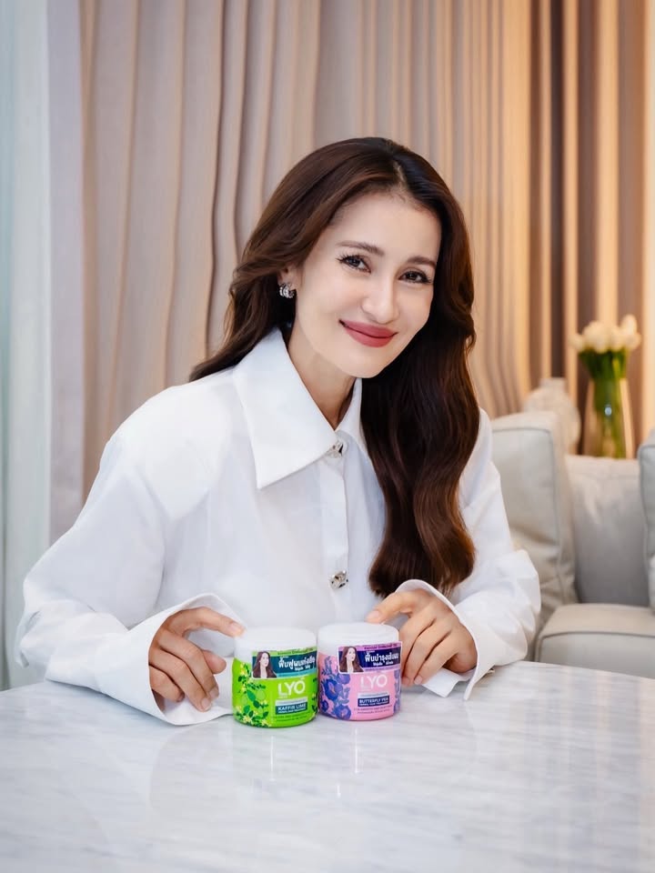 แอน ทองประสม