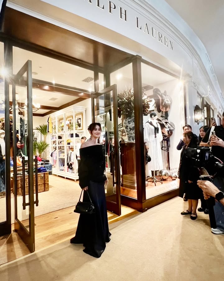 แอน ทองประสม