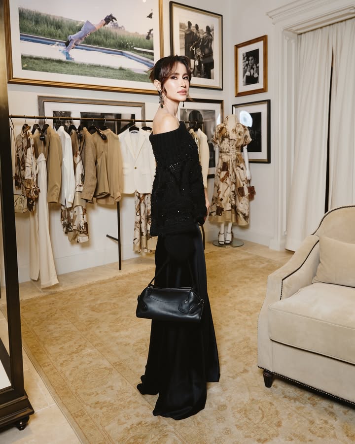 แอน ทองประสม