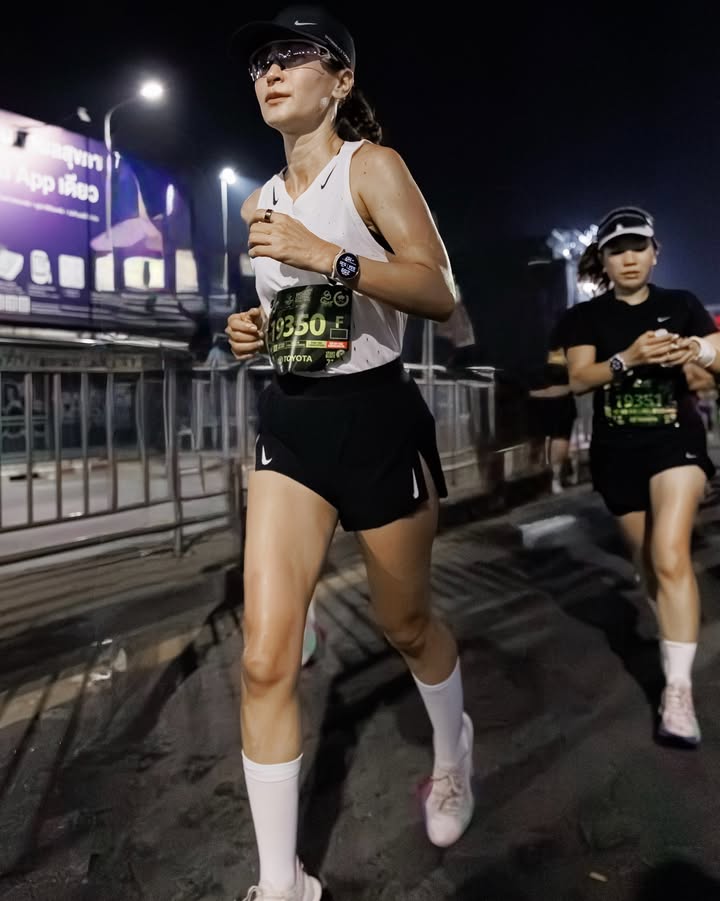 แอน ทองประสม